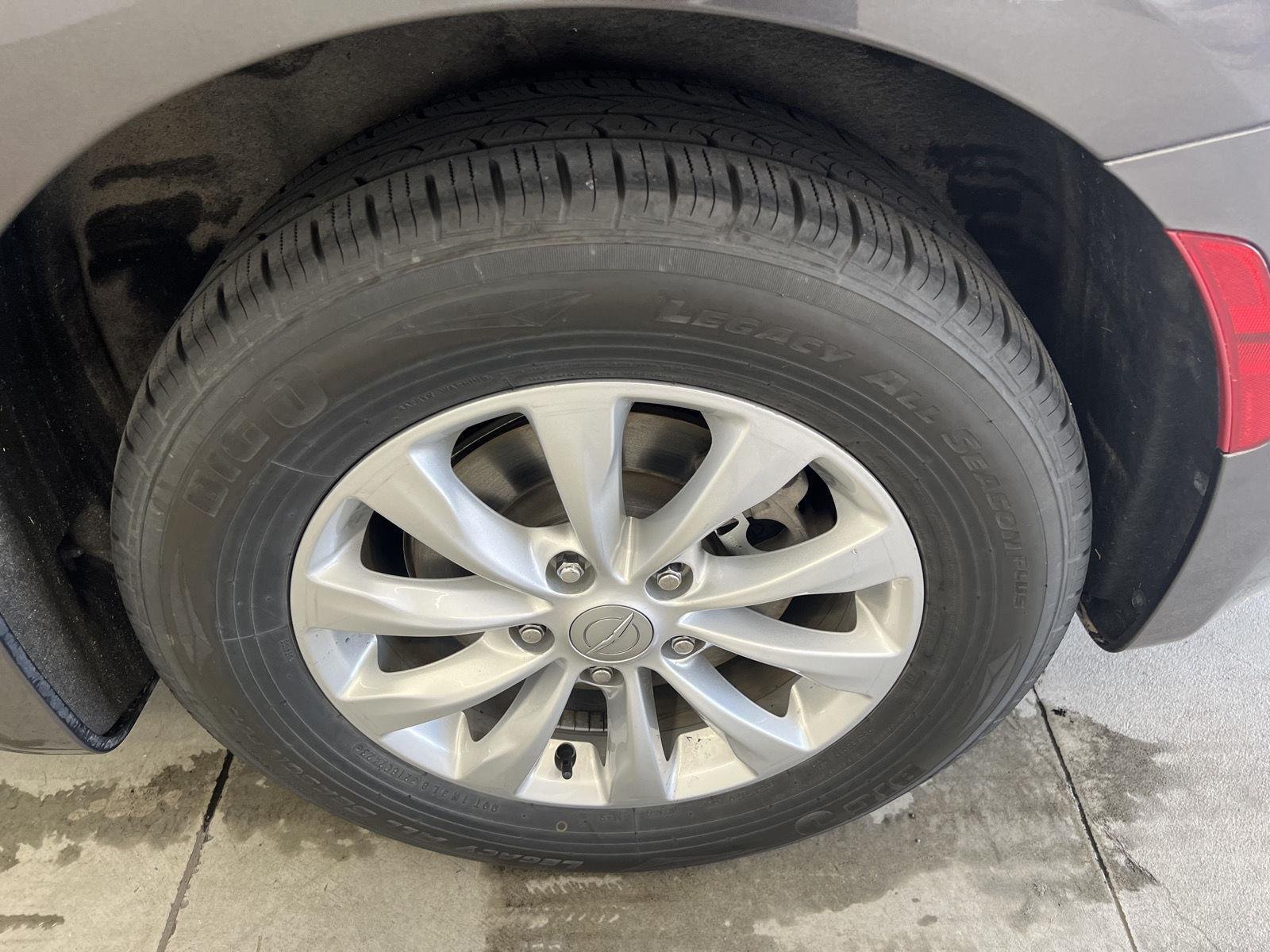2019 Chrysler Pacifica Touring L - Photo 10