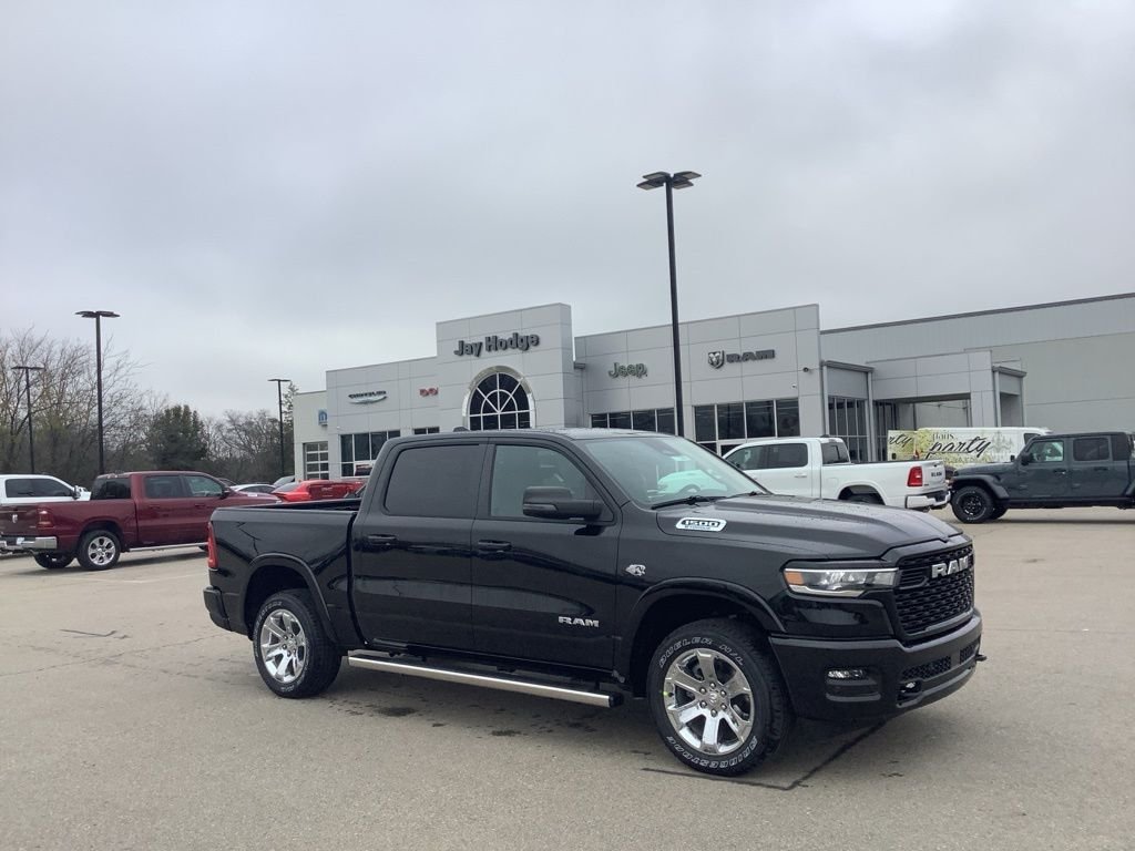 New 2026 Diamond Black Crystal Pearl-Coat Exterior Paint RAM Big Horn/Lone Star image 1