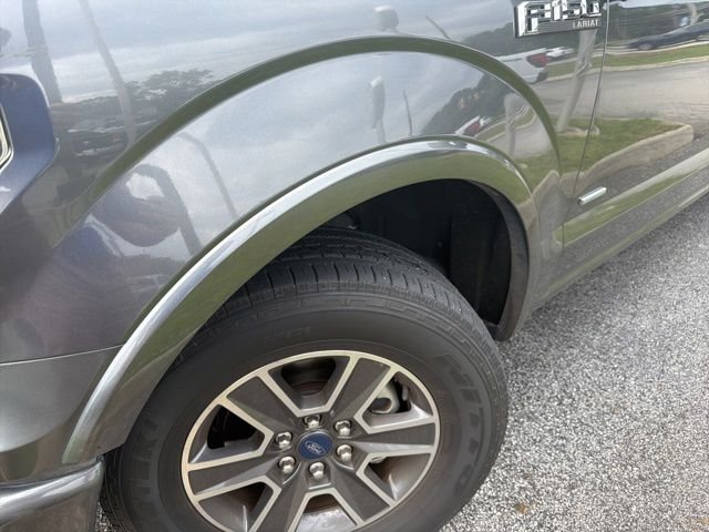 Used 2017 Magnetic Ford Lariat image 8