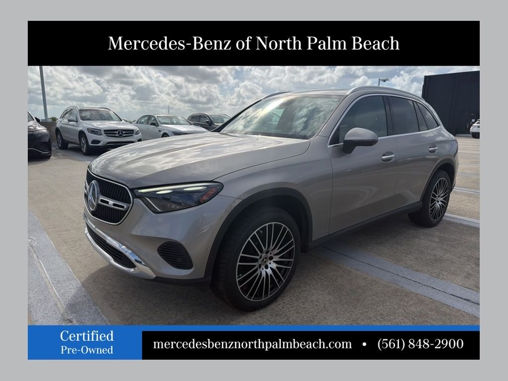 2023 Mercedes-Benz GLC GLC 300's photo