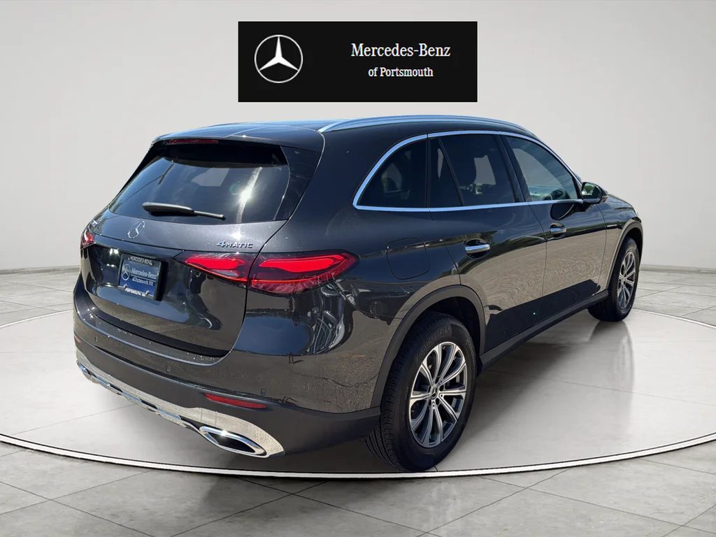 Used 2026 Gray Mercedes-Benz GLC 300 image 5