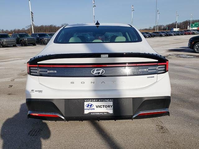 New 2026 White Hyundai Blue image 6