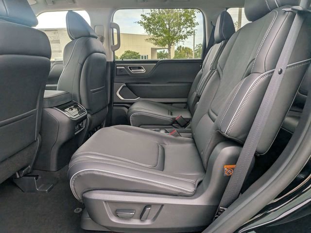 New 2026 BLACK OBSIDIAN INFINITI Luxe 2WD image 13