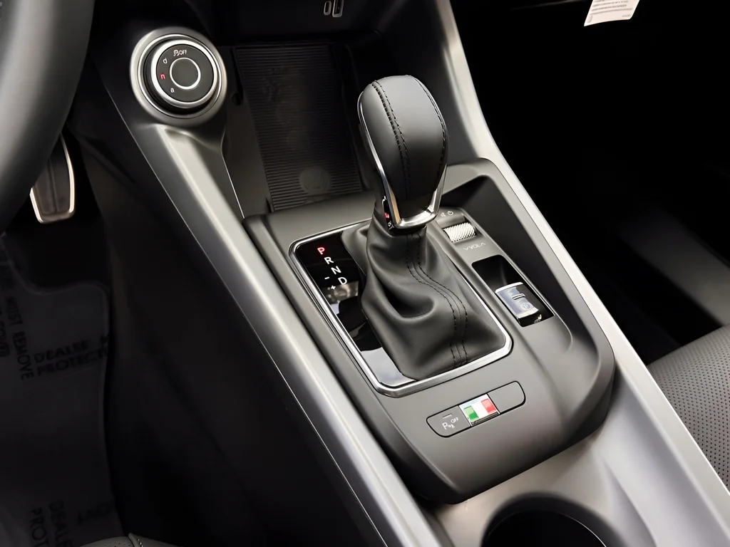 2026 Alfa Romeo Tonale Sprint - Photo 15