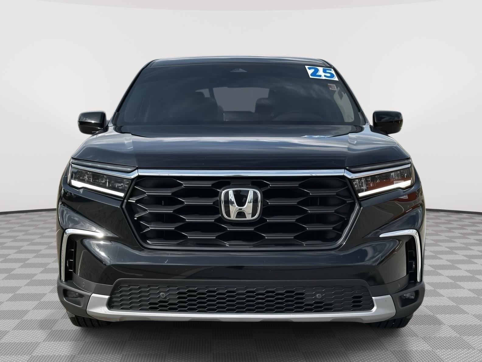 Certified 2025 Honda Pilot EX-L with VIN 5FNYG1H4XSB043440 for sale in Kansas City