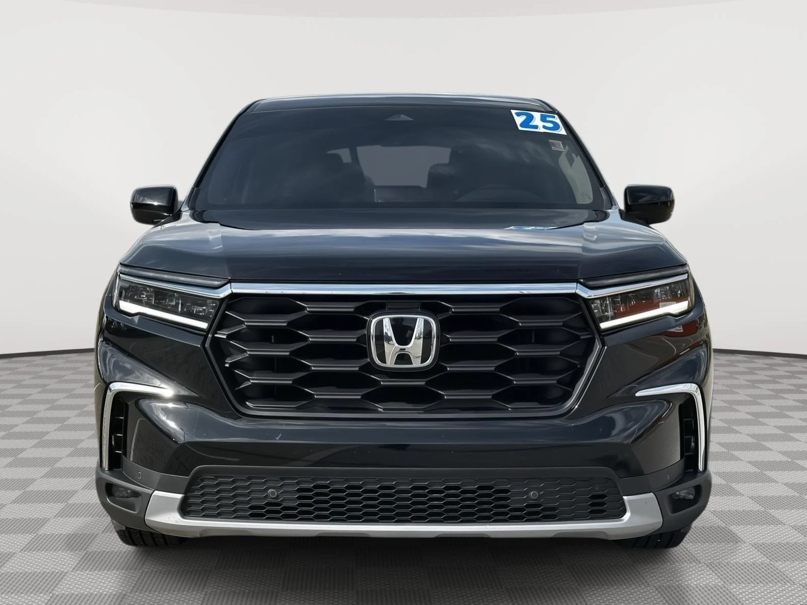 Certified 2025 Honda Pilot EX-L with VIN 5FNYG1H4XSB043440 for sale in Kansas City