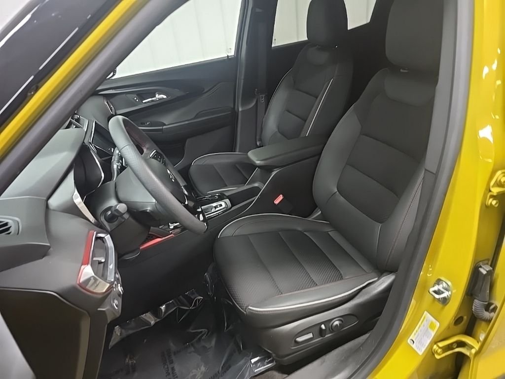 Used 2023 Yellow Chevrolet RS image 29