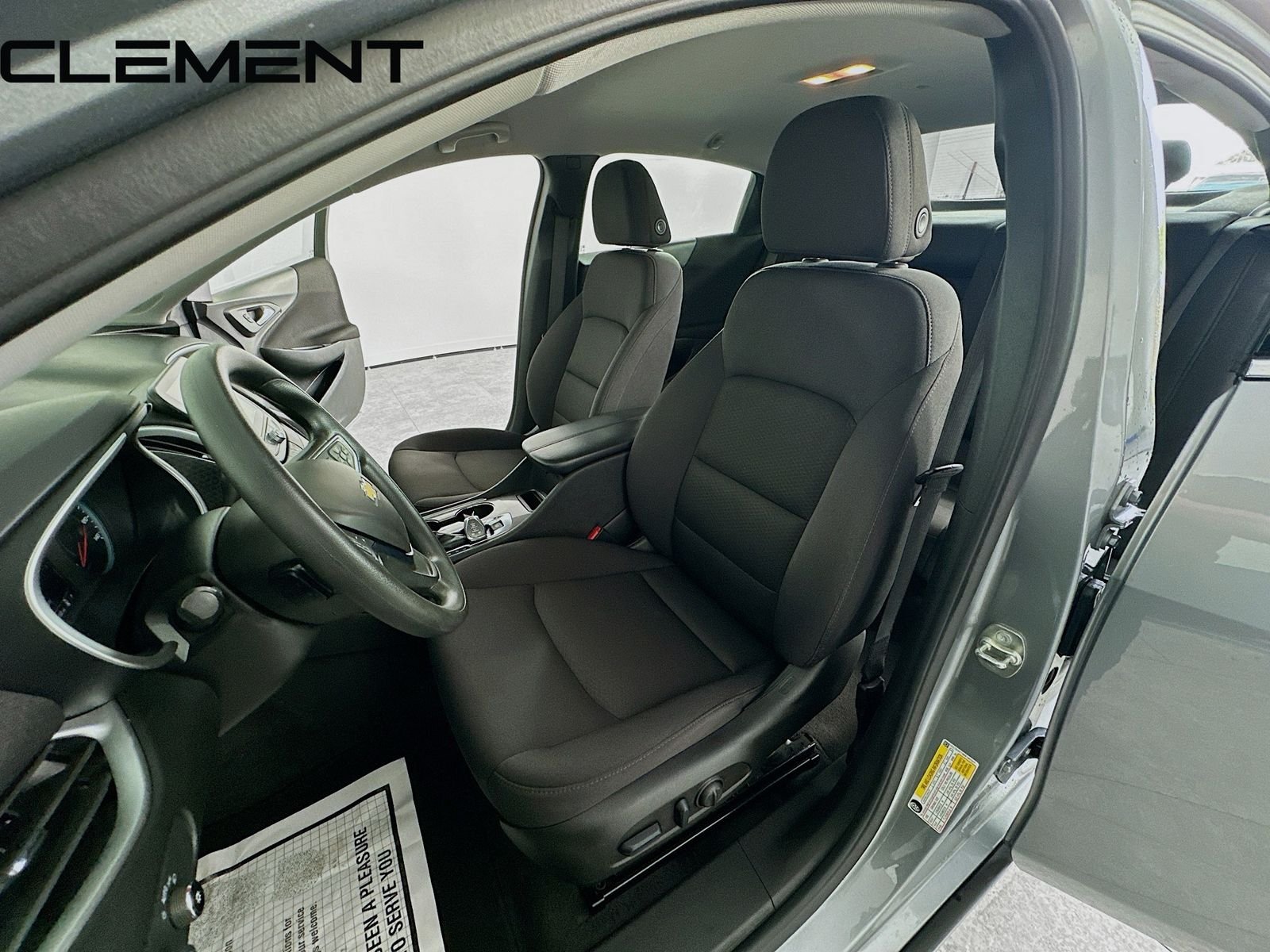Used 2024 Gray Chevrolet LT image 29