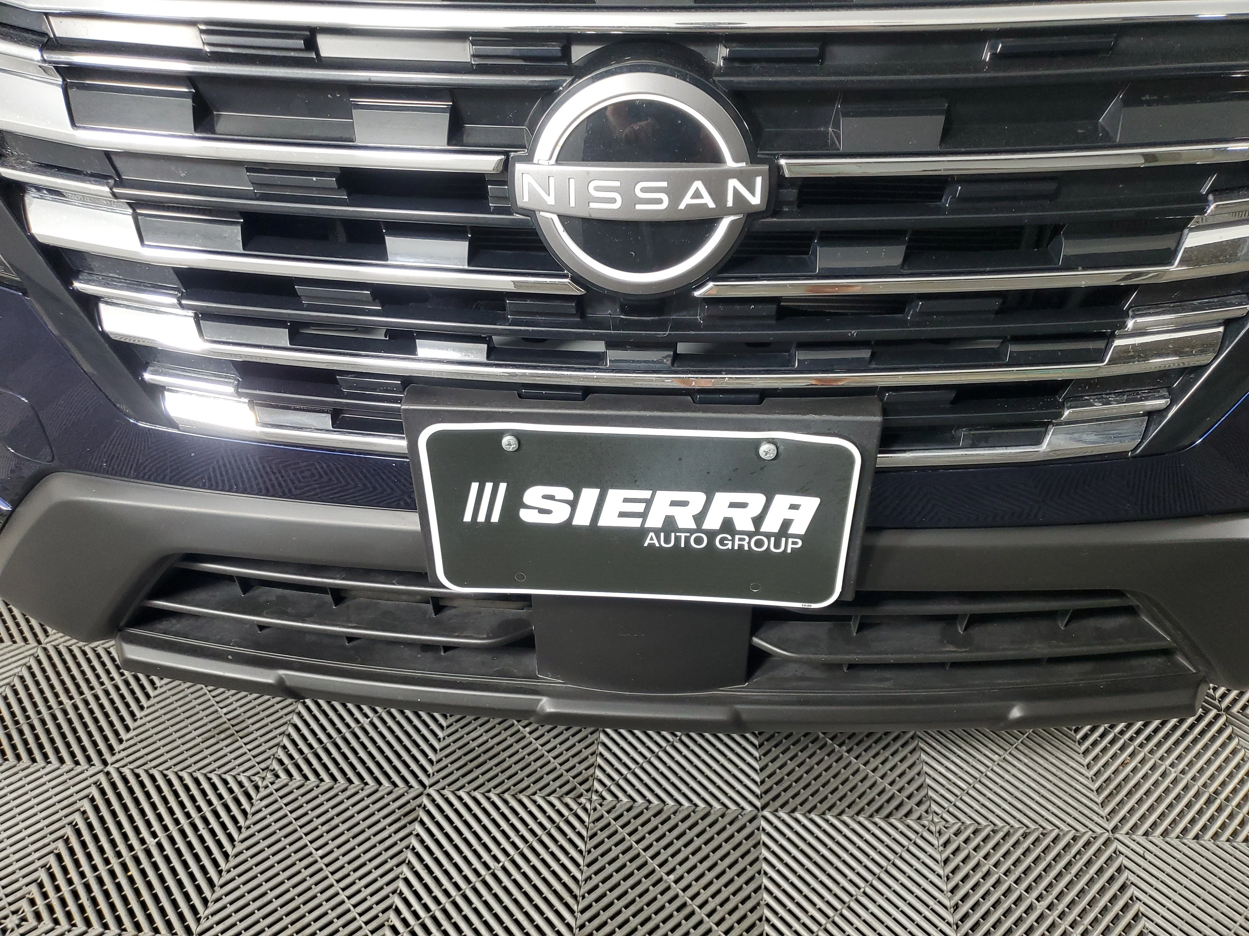 2025 Nissan Rogue SV - Photo 10
