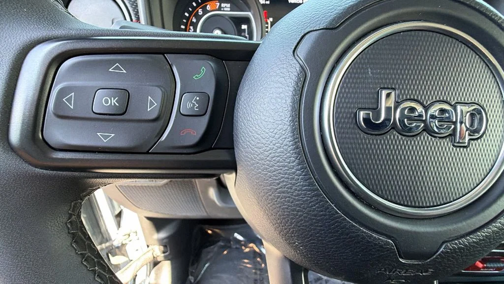 Used 2026 Anvil Clearcoat Jeep Rubicon image 19