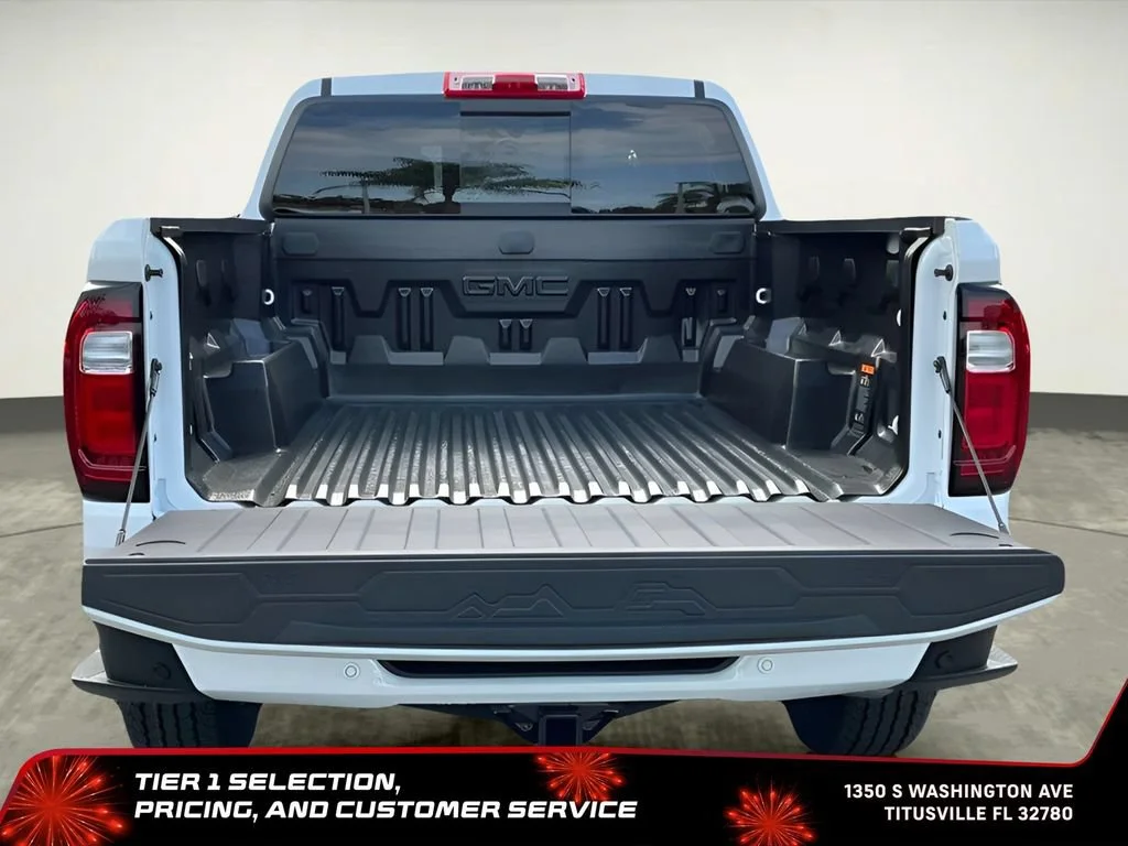 New 2026 Summit White GMC Elevation image 21