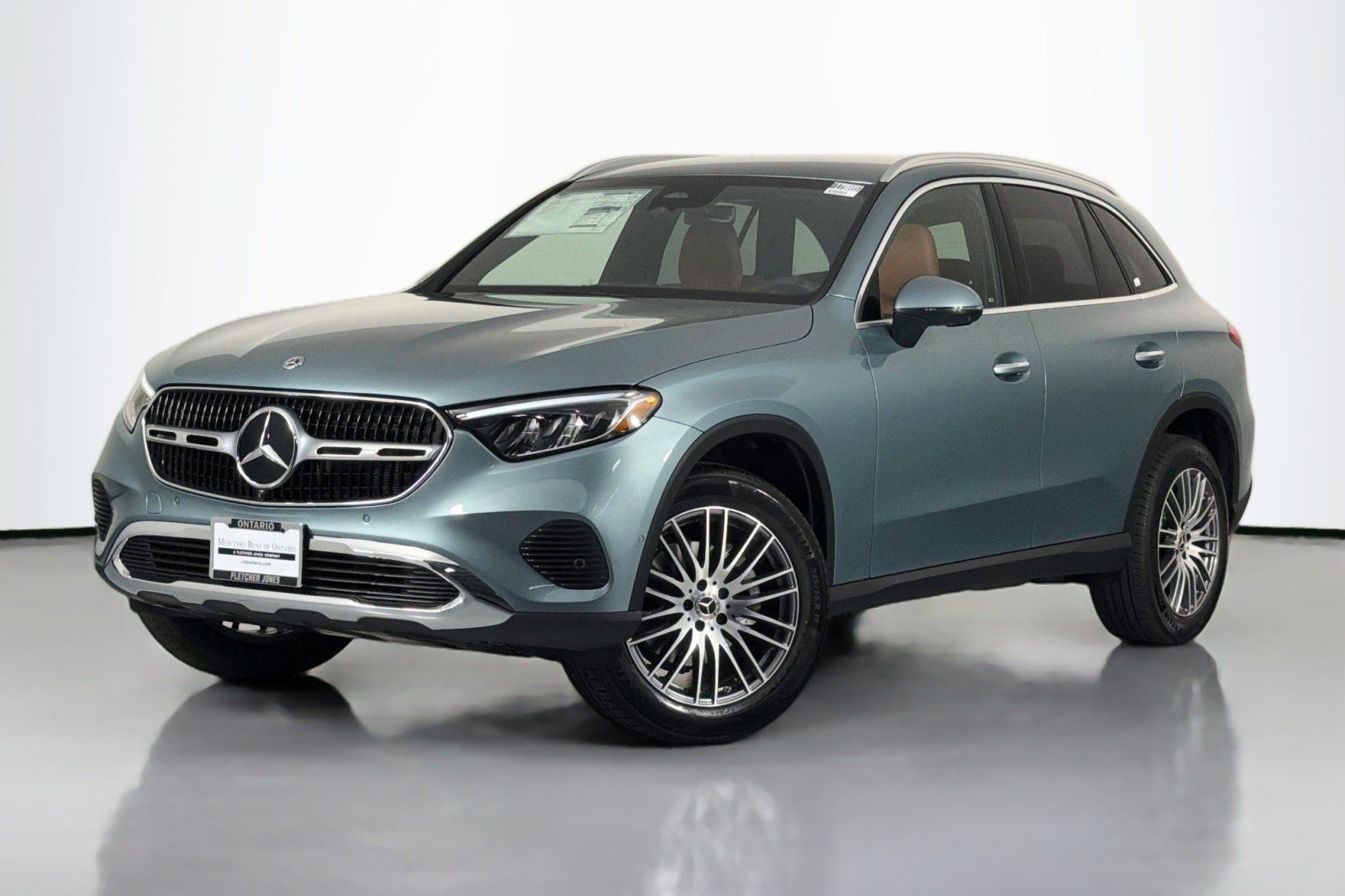New 2026 Verde Silver Metallic Mercedes-Benz GLC 300 SUV image 1
