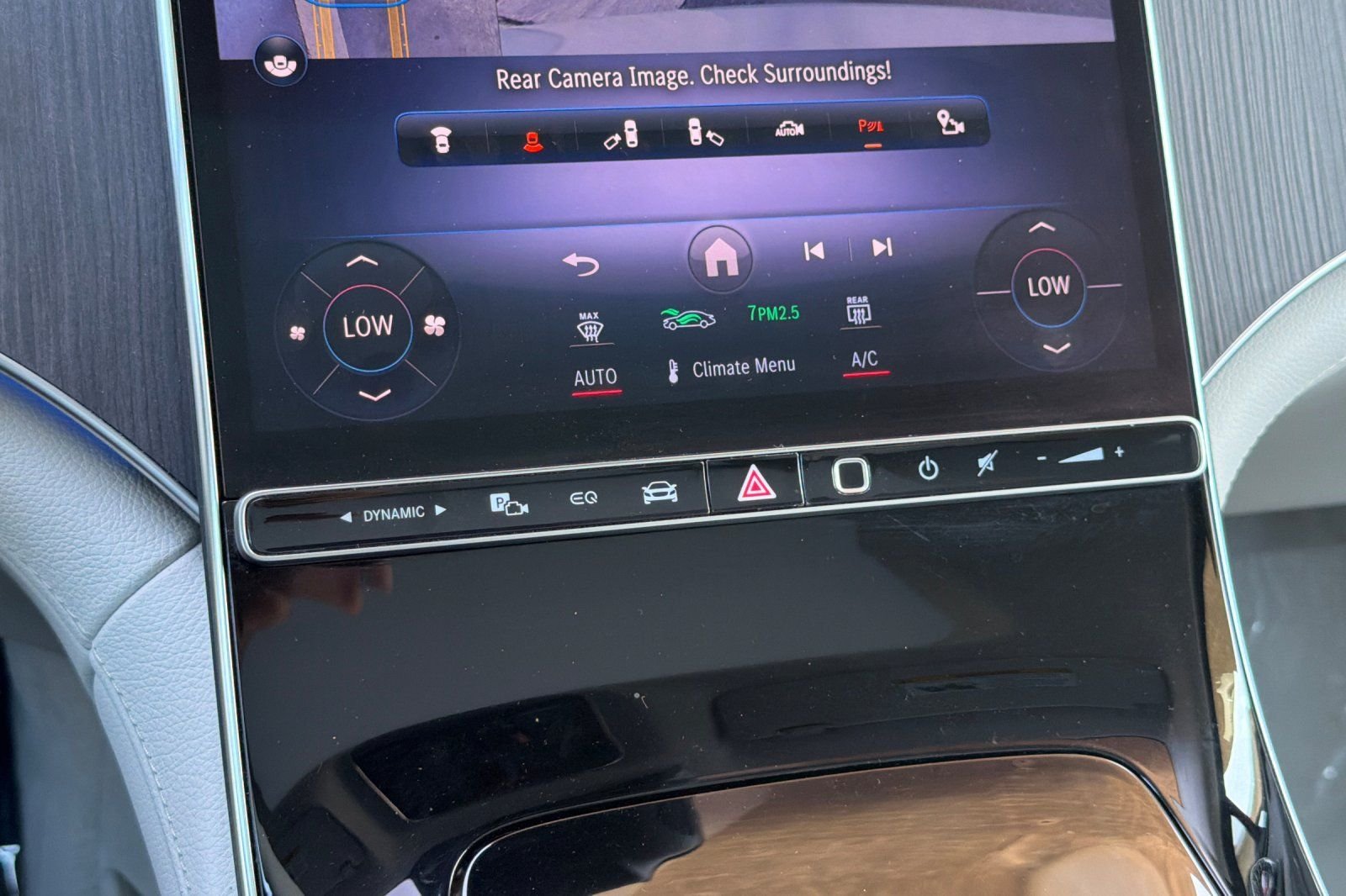 Certified Used 2023 Gray Mercedes-Benz 500 SUV image 21