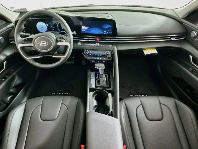 New 2026 Hyundai ELANTRA Limited