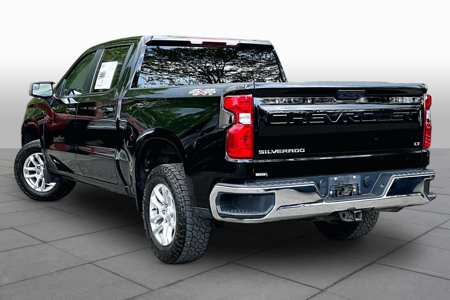 Used 2022 Black Chevrolet LT image 12