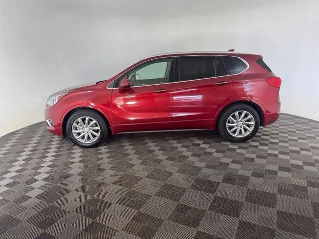 Used 2019 Red Buick Essence image 4