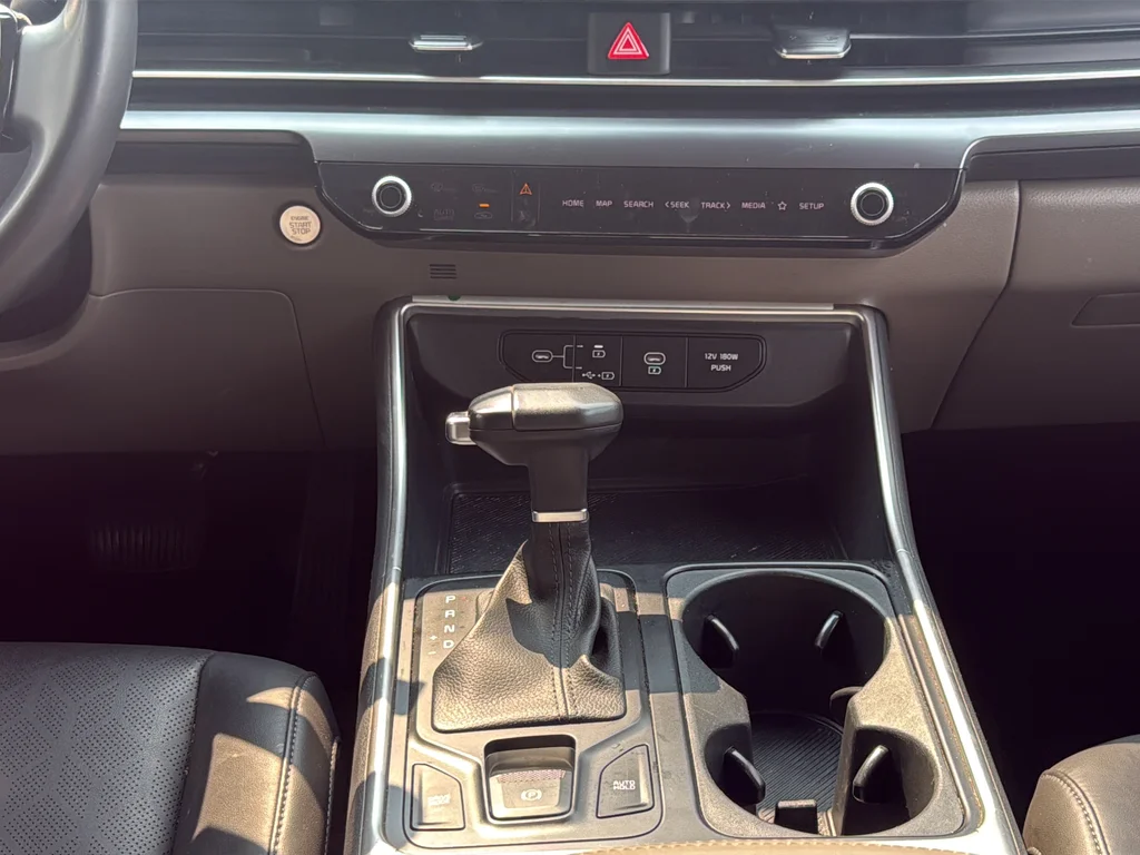 Certified Used 2025 Black Kia LXS image 32