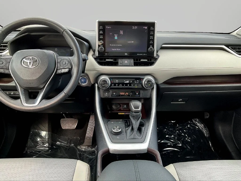 Used 2022 Silver Toyota Limited image 9
