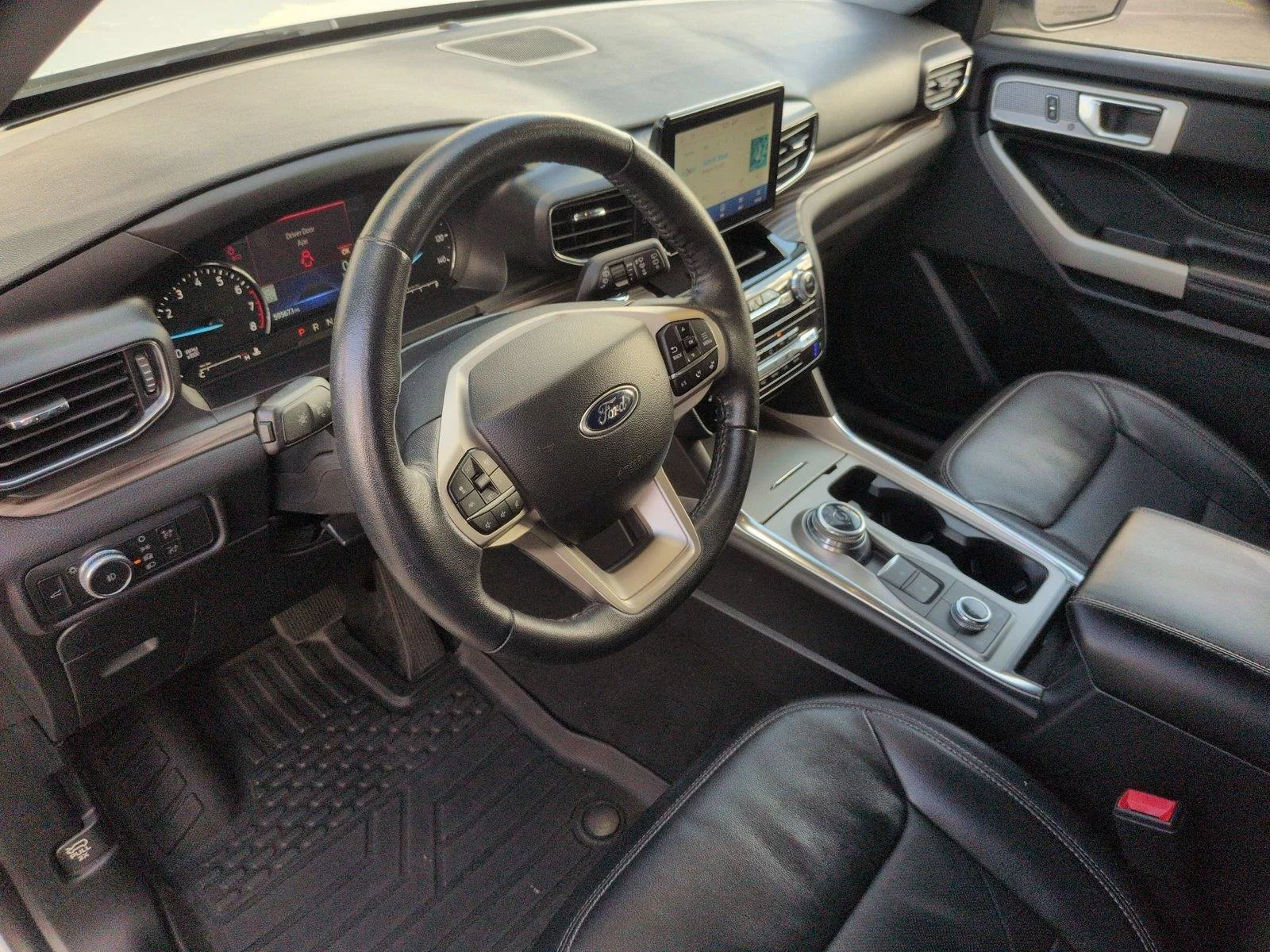 Used 2022 Star White Metallic Tri-Coat Ford Limited image 19