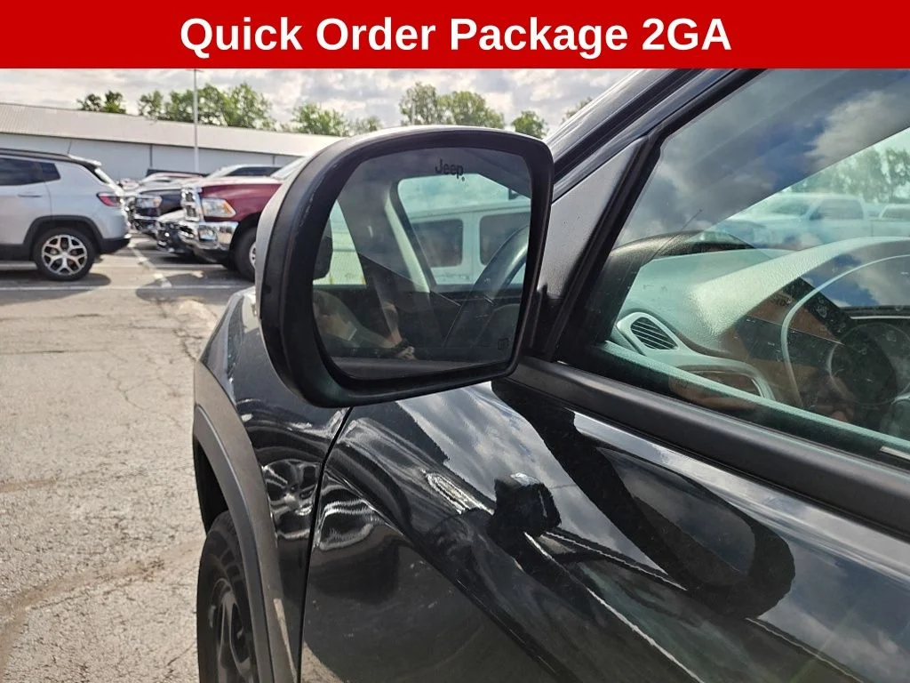Used 2020 Black Jeep Sport image 3