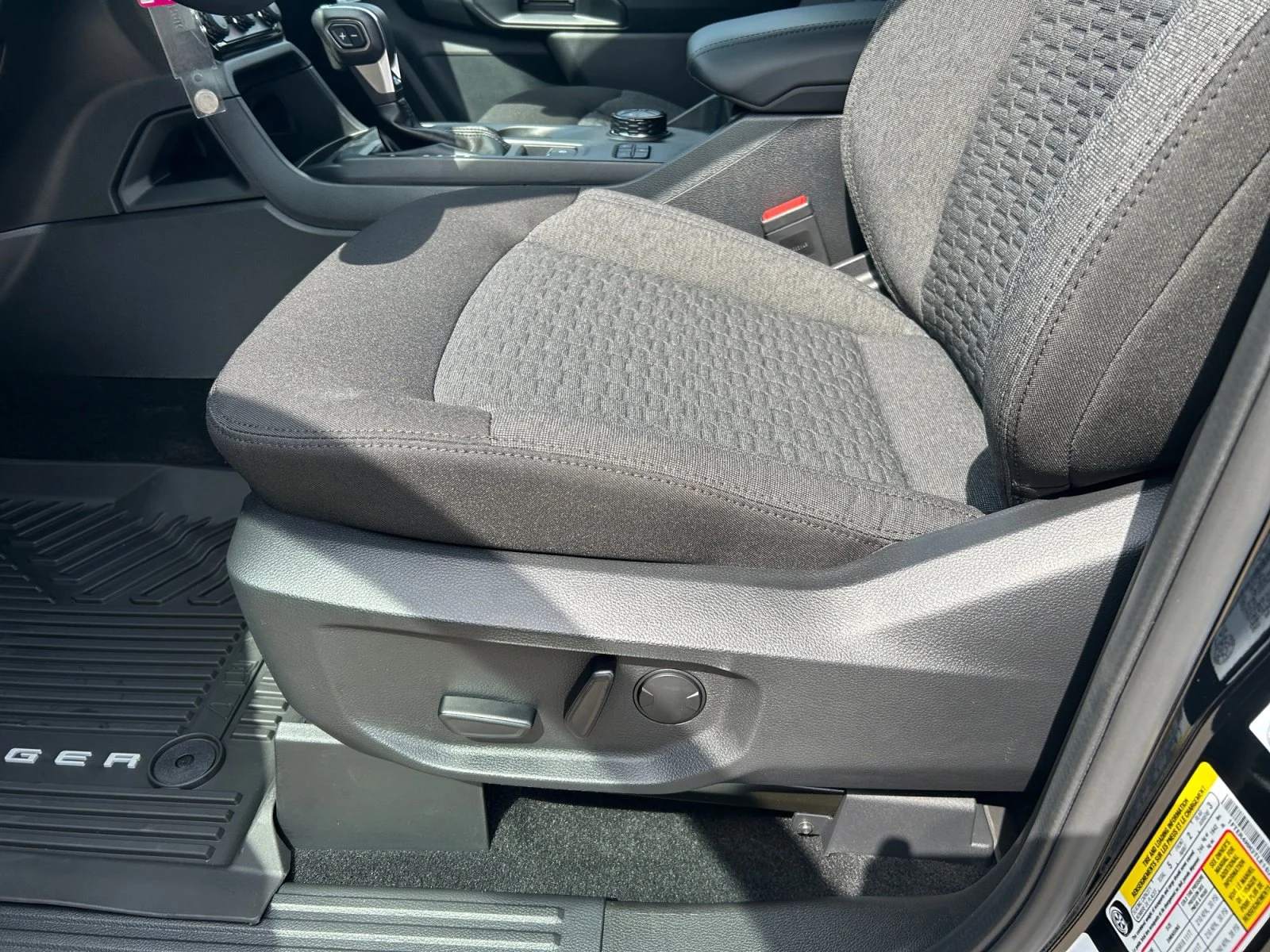 New 2026 Shadow Black Ford XLT image 15