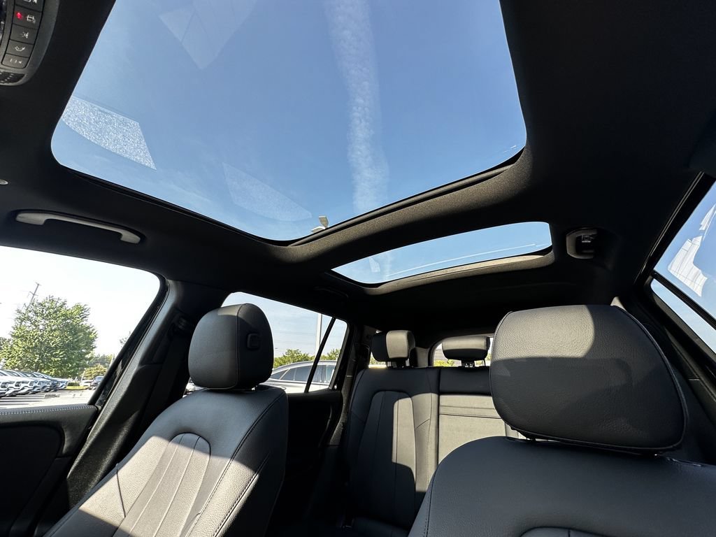 New 2026 Night Black Mercedes-Benz GLB 250 image 70