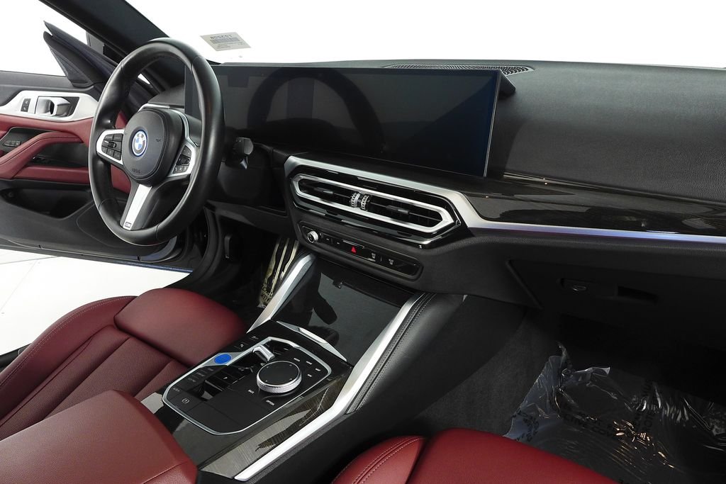 Used 2023 Black Sapphire Metallic BMW eDrive40 image 13
