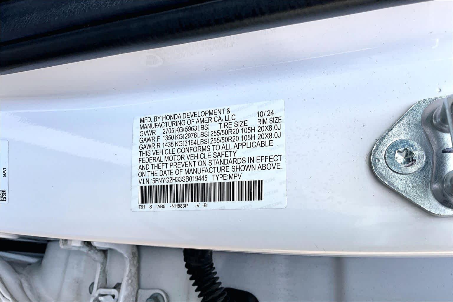 Used 2025 Platinum White Pearl Honda Sport image 34