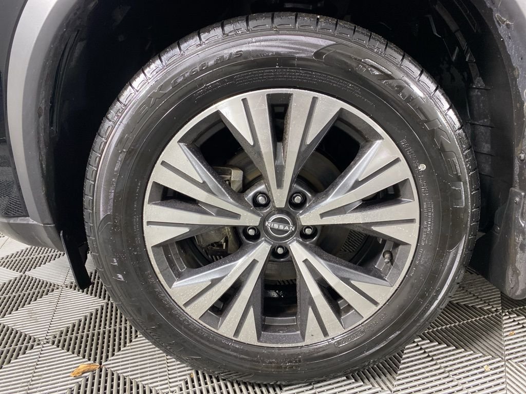 2023 Nissan Rogue SV - Photo 15