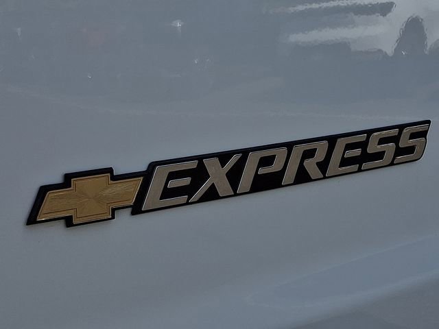 2026 Chevrolet Express Cargo Work Van - Photo 12