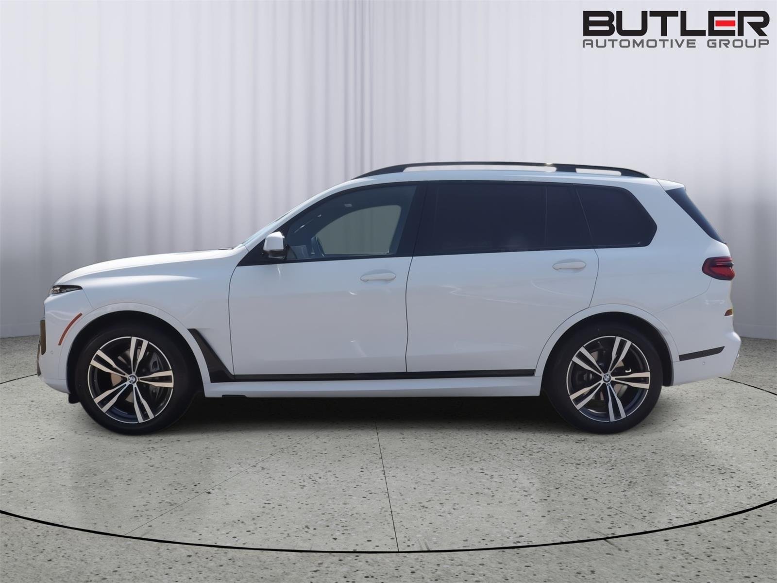 Used 2024 Alpine White BMW xDrive40i image 3