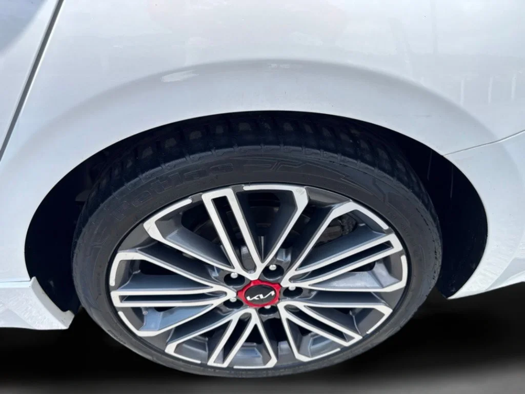 Used 2023 Snow White Pearl Kia GT image 23