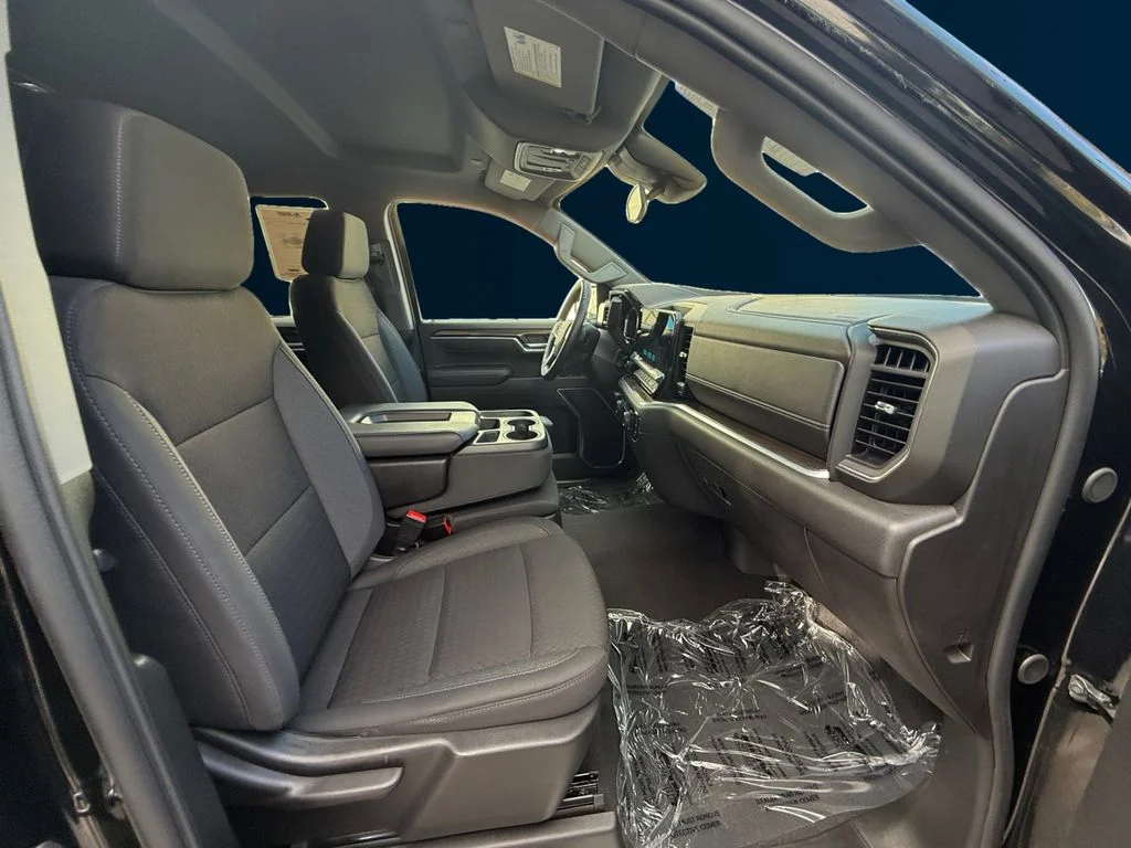 Used 2026 Black Chevrolet LT image 17