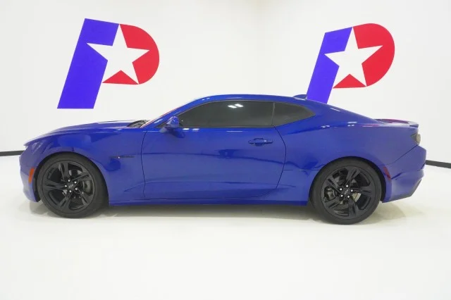 Used 2021  Chevrolet 1LS image 9