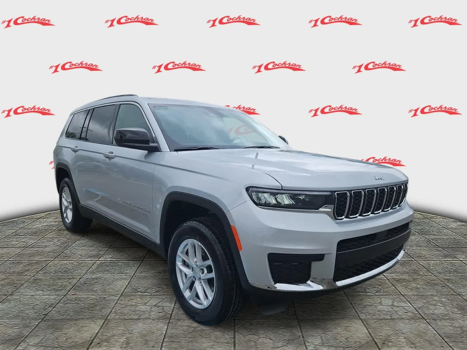 New 2026 Silver Zynith Jeep Laredo X image 7