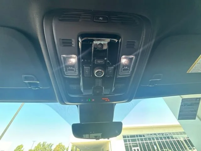 2026 GMC Yukon XL Denali - Photo 18