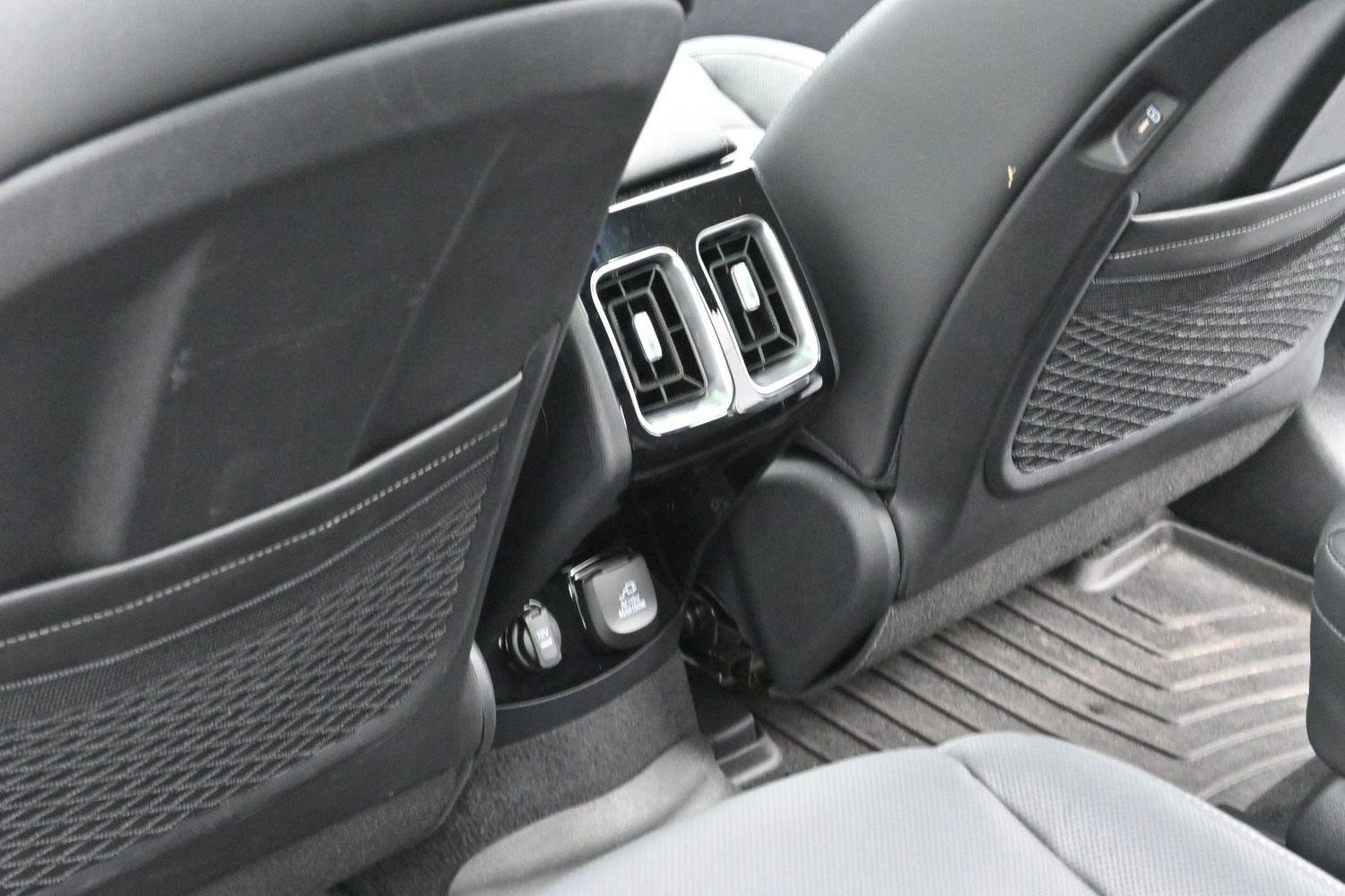 Used 2024 Ebony Black Kia X-Pro SX Prestige image 34