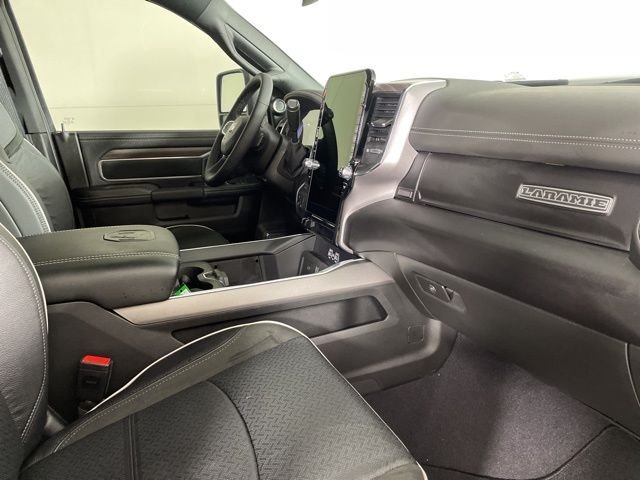 New 2026 Bright White Clear-Coat Exterior Paint RAM Laramie image 14