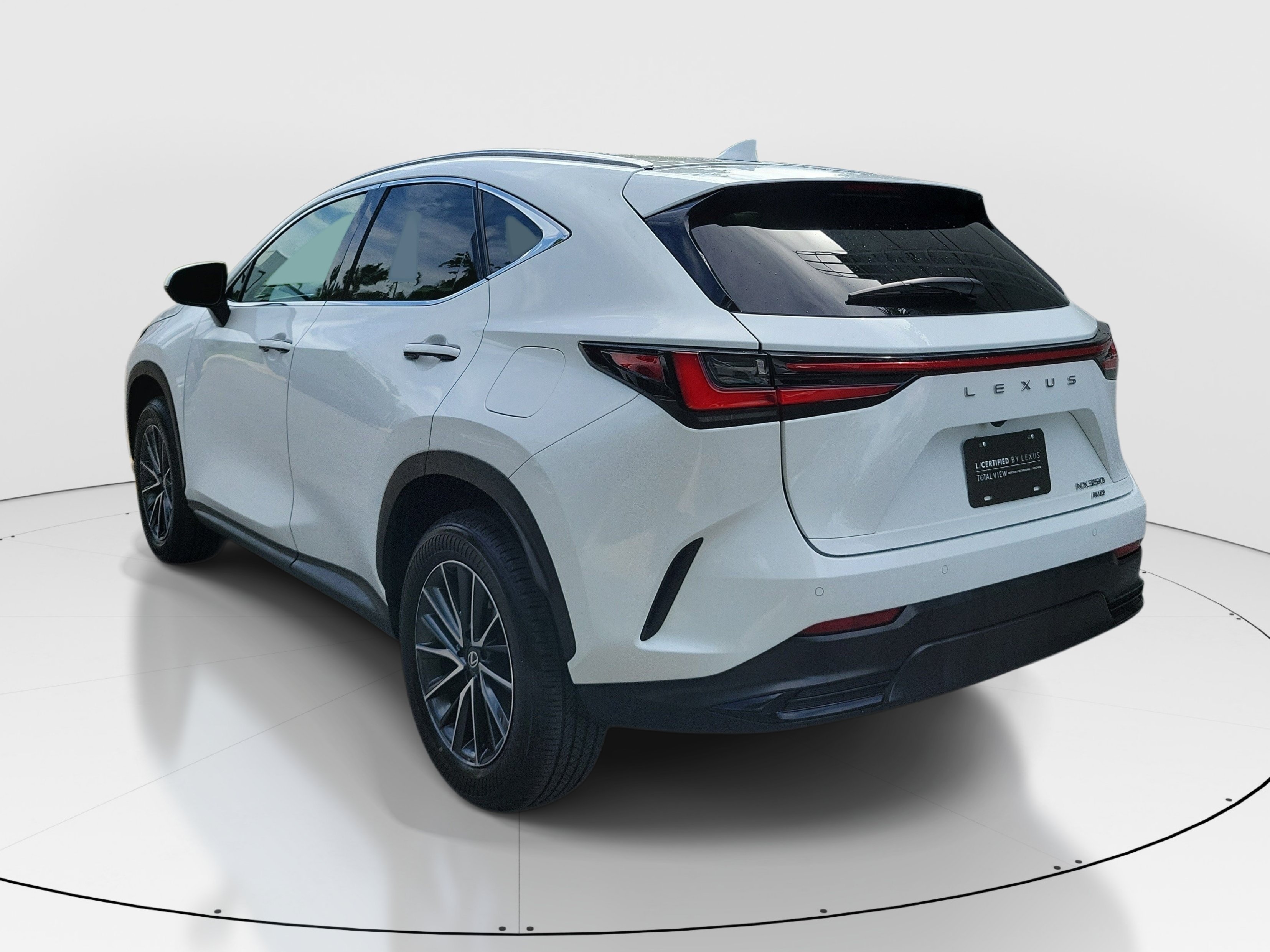 Certified Used 2026 Ultra White Lexus NX 350 image 4