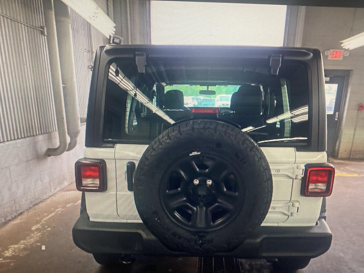 Used 2025 Bright White Clearcoat Jeep Sport image 10