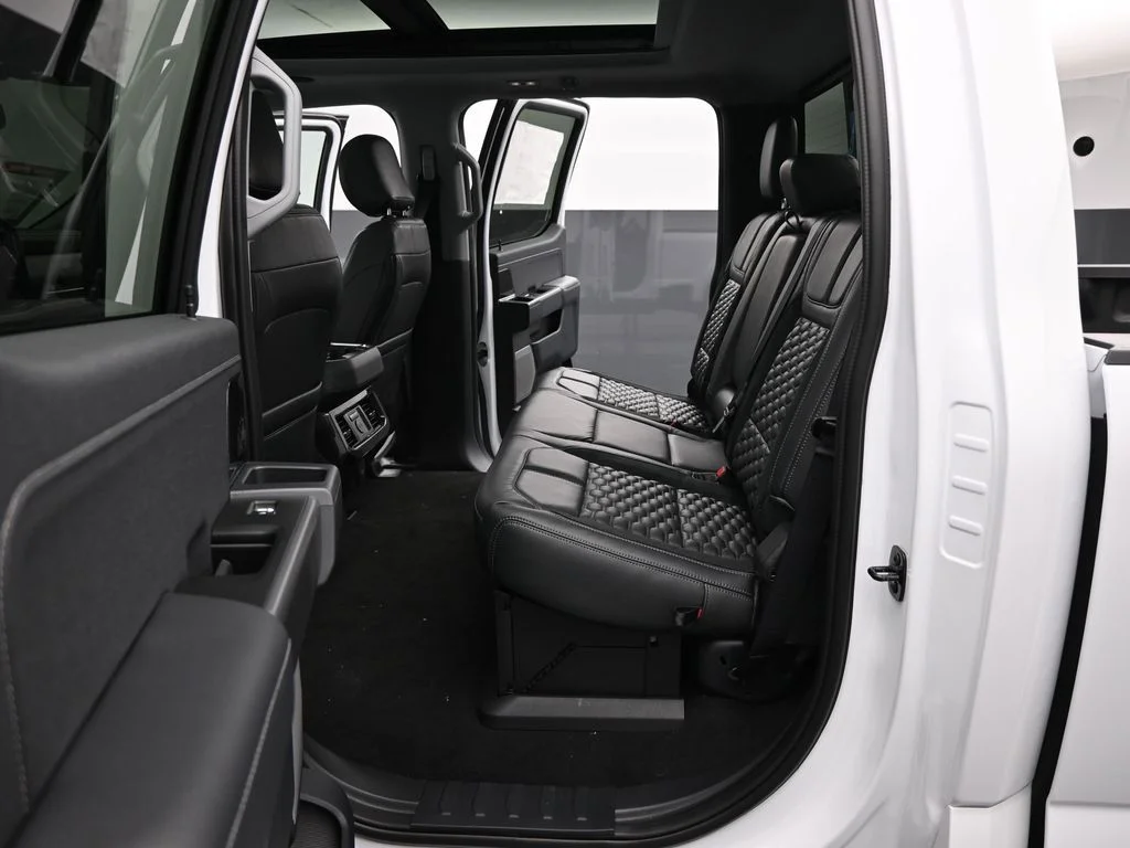 New 2026 Oxford White Ford Lariat image 21