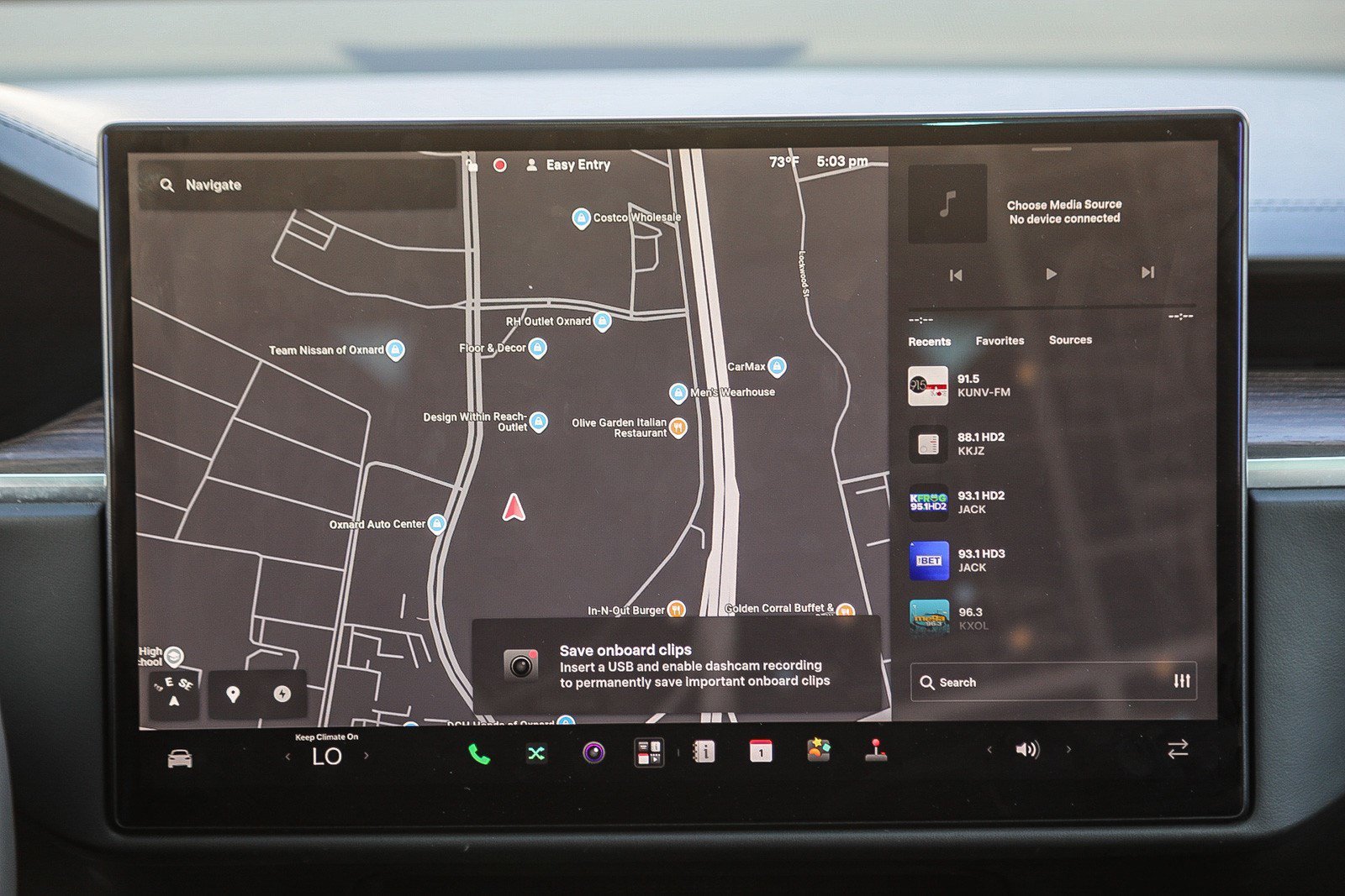 2023 Tesla Model X Long Range - Photo 13