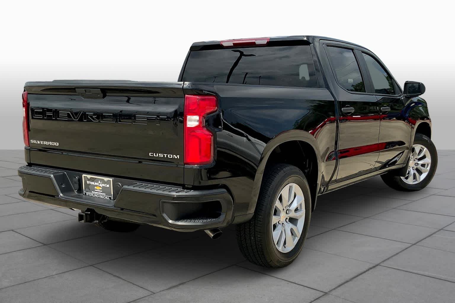 Used 2021 Black Chevrolet Custom image 13