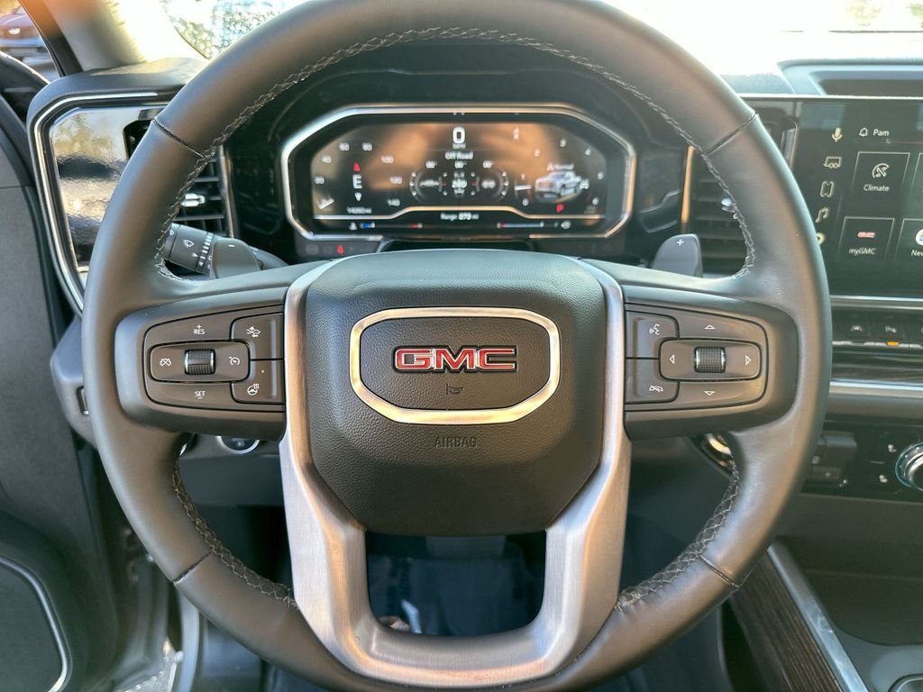 Used 2025 Silver GMC Elevation image 4