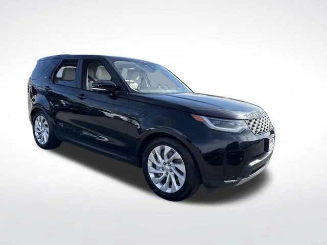 Used 2025 White Land Rover S image 9