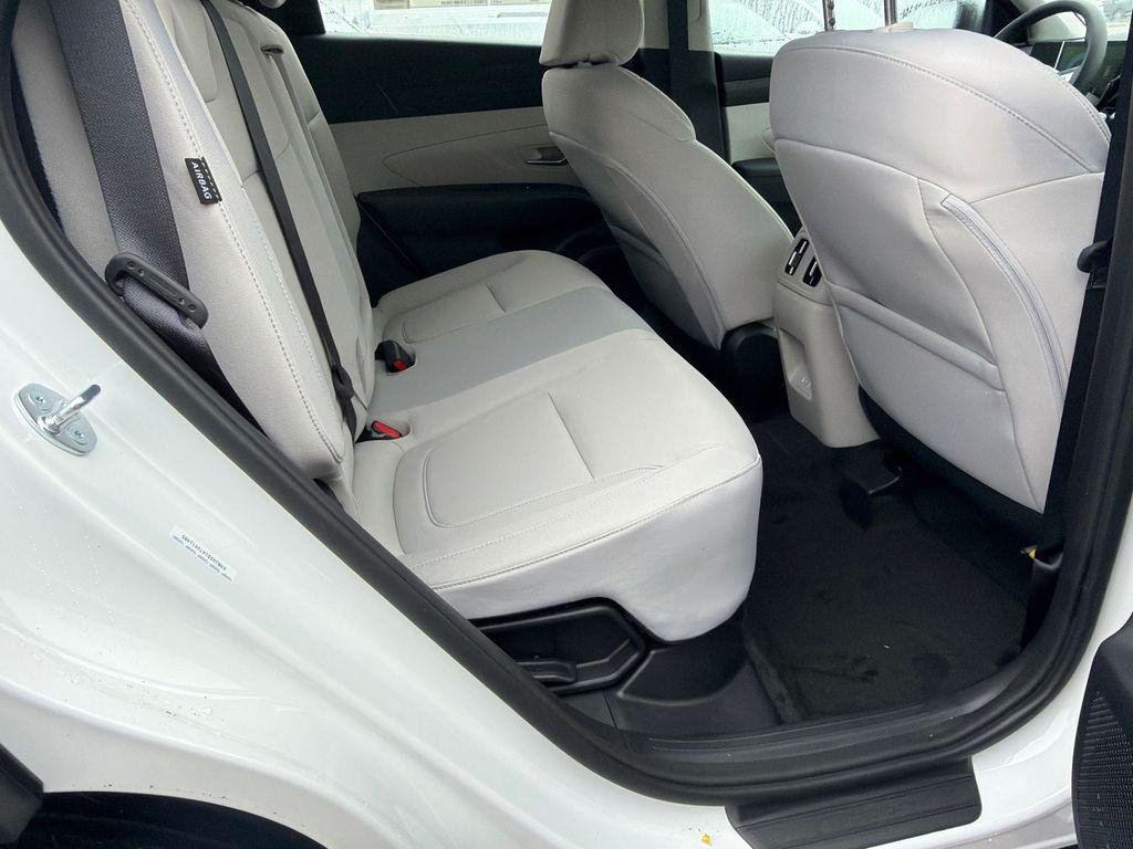 New 2026 White Hyundai Blue image 15