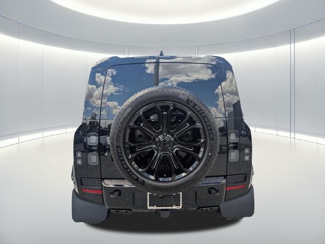 New 2026 Narvik Black Land Rover OCTA Black image 4