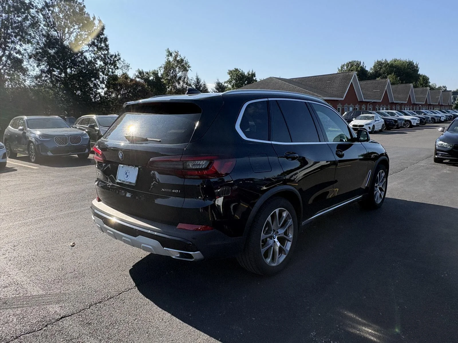 Used 2023 Jet Black BMW xDrive40i image 5