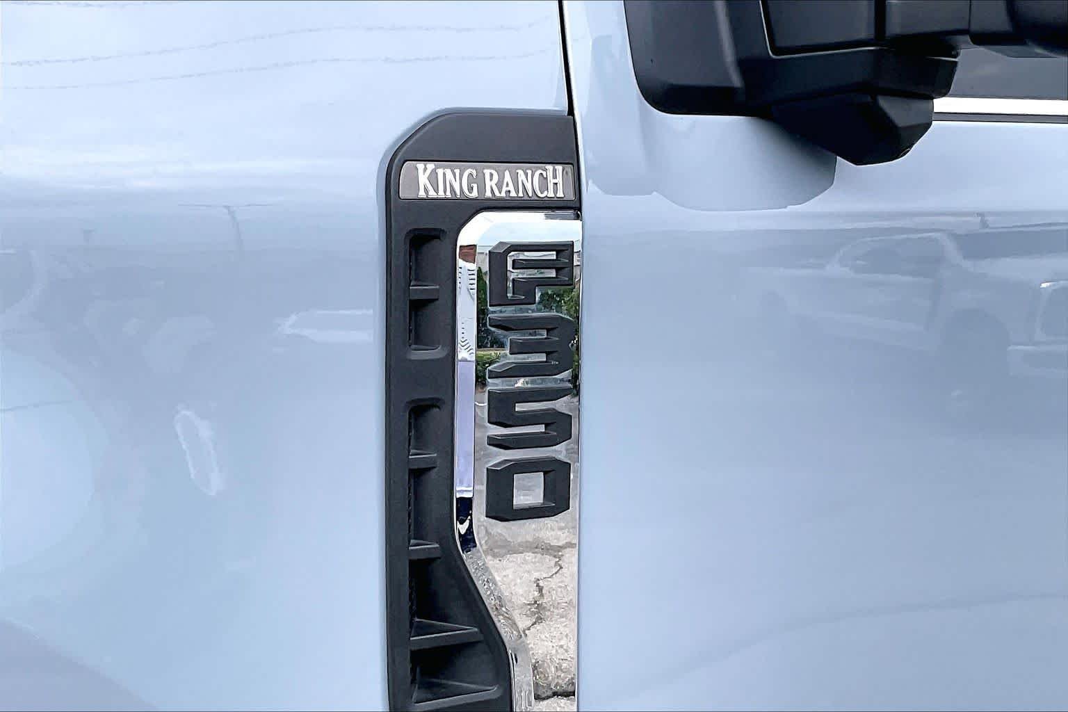 Used 2024 Glacier Gray Metallic TriCoat Ford King Ranch image 26