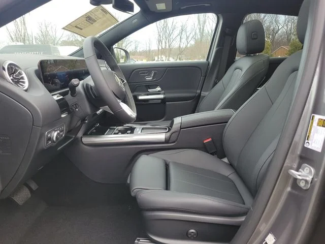 Used 2026 Gray Mercedes-Benz GLA 250 image 19